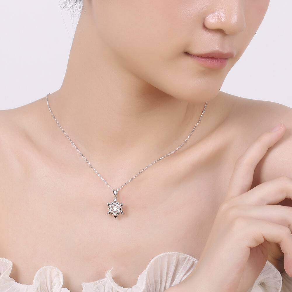 Dancing Wholesale Fashion Snowflake CZ Stone Silver 925 Necklace