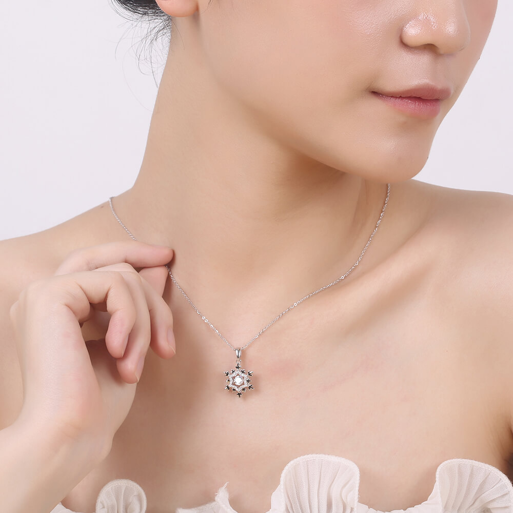 Dancing Wholesale Fashion Snowflake CZ Stone Silver 925 Necklace
