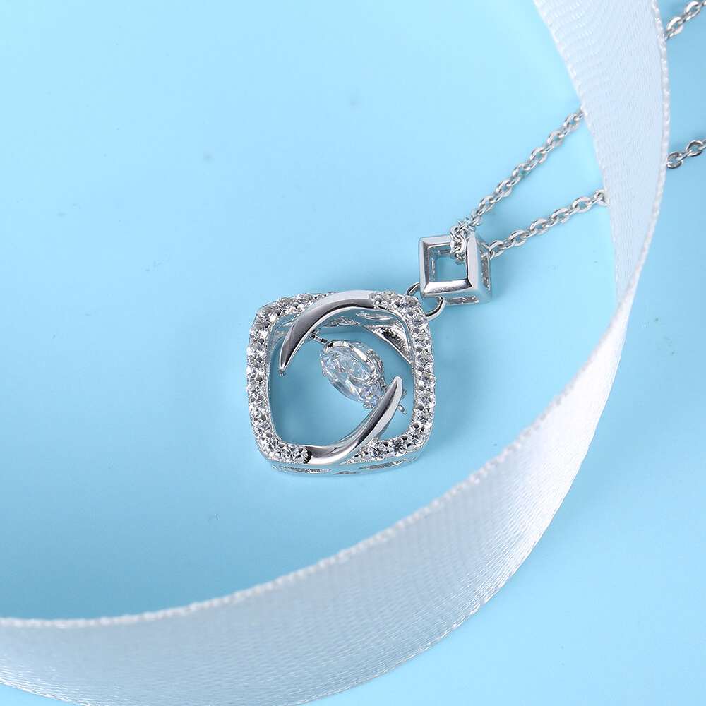 Fashion Jewelry Necklace 925 Sterling Silver Sparkling Dancing flower Shaped Pendant Necklace