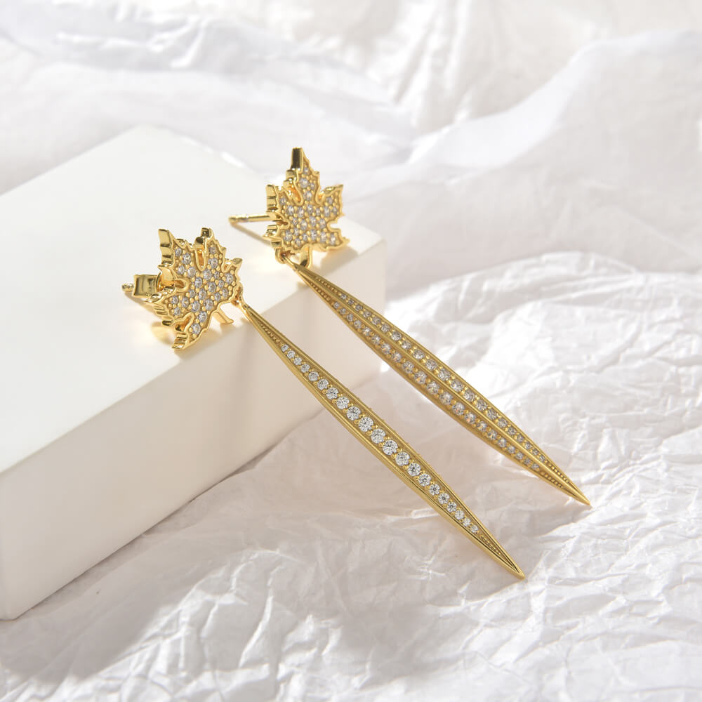 OEM Special Fashion Custom Earring Maple Leaf Shape 18K Gold Earrings Jewelry