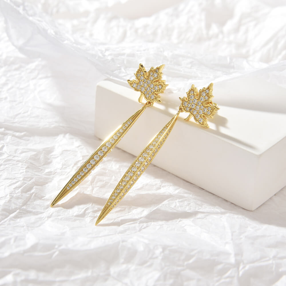 OEM Special Fashion Custom Earring Maple Leaf Shape 18K Gold Earrings Jewelry