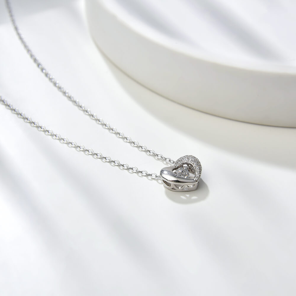 Fashion Jewelry Necklace 925 Sterling Silver Sparkling Dancing Heart Shaped Pendant Necklace